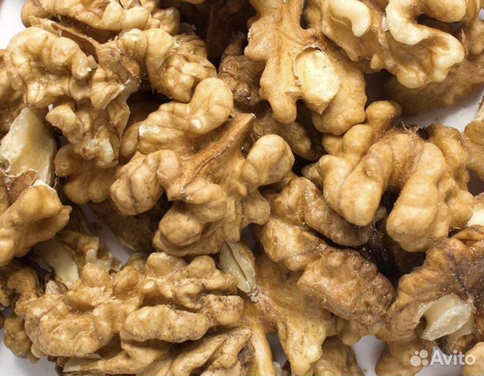 Орех грецкий