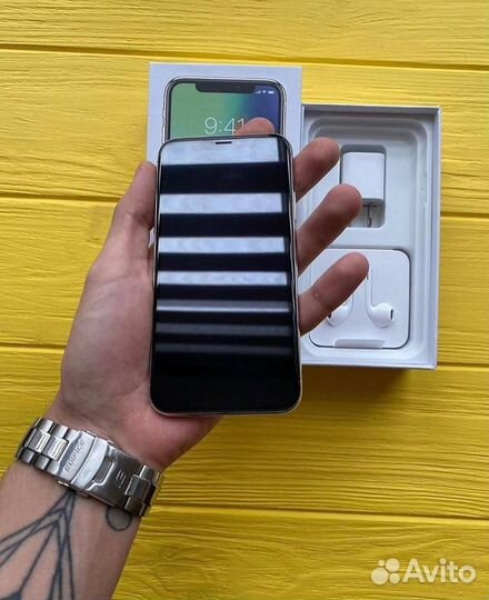 iPhone X, 64 ГБ