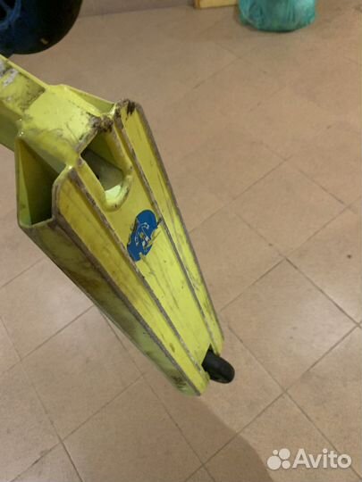 Трюковой самокат oxelo