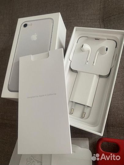 Телефон iPhone 7 32gb