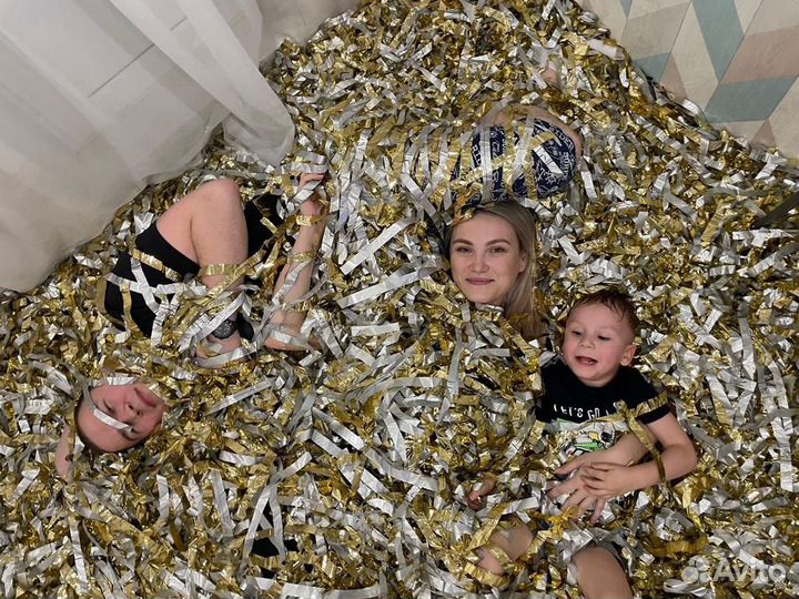 Бумажное шоу (бумага, фольга)