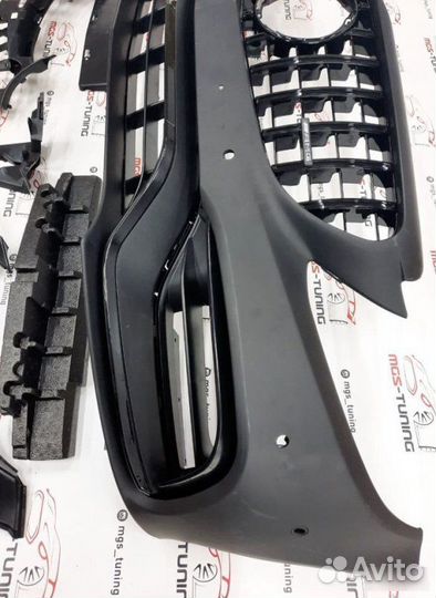 Бампер с решеткой C63 AMG C-Class W205 Рест Black