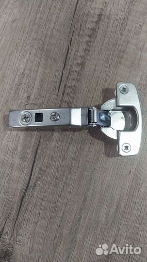 Петля мебельная с доводчиком Hettich