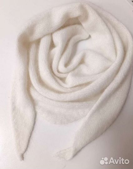 Косынка бактус из пуха норки