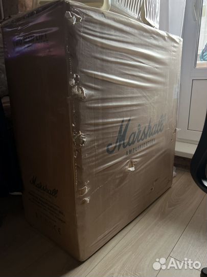 Кабинет гитарный Marshall 1960AV 280W 4X12