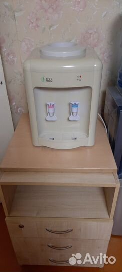 Кулер для воды настольный