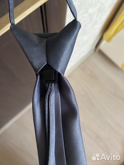 Мужской галстук новый