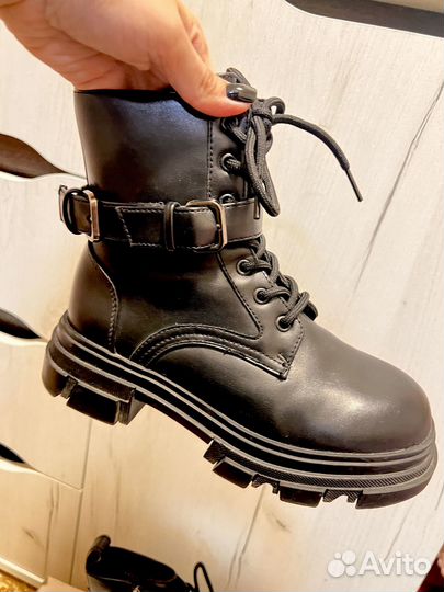 Ботинки на девочку