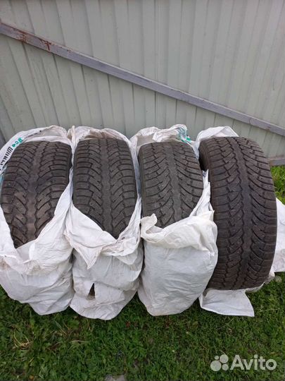 Pirelli Ceat Formula Winter 235/60 R18