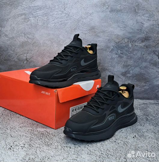 Кроссовки мужские Nike