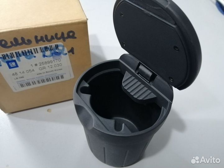 Пепельница на Опель Антара. Новая. Оригинал