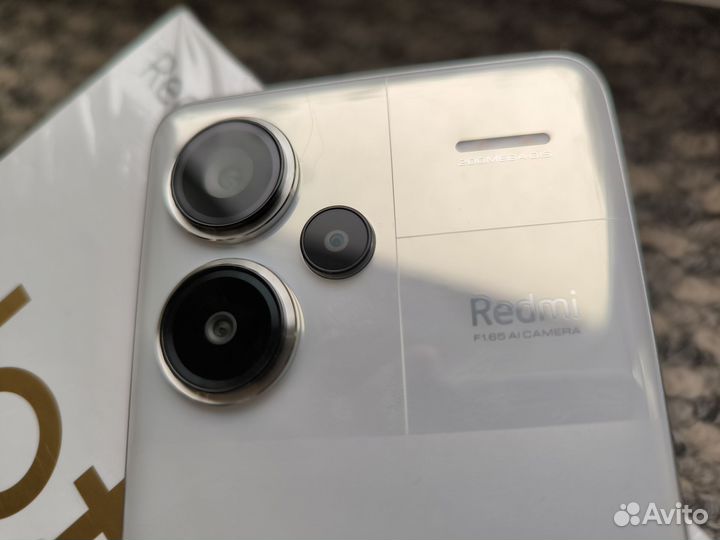 Xiaomi Redmi Note 13 Pro+, 12/256 ГБ