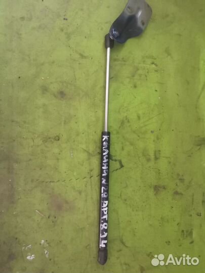 Амортизатор крышки багажника Лада Калина