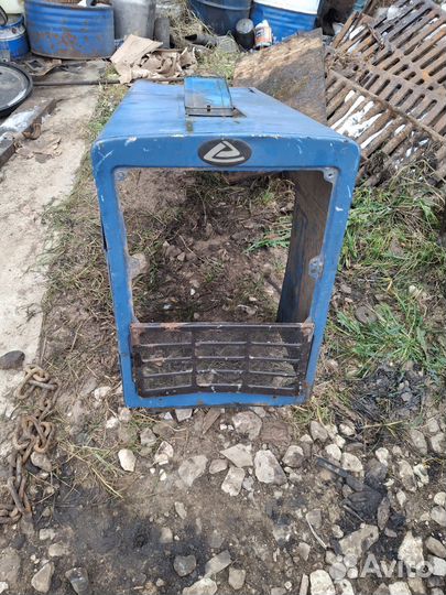 Капот на мтз 82