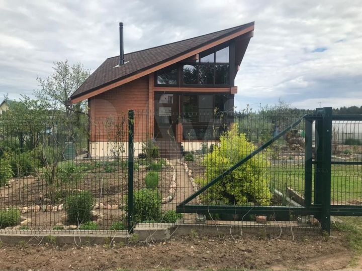 Дом 82,1 м² на участке 6 сот.