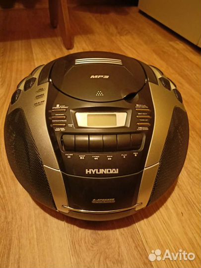Магнитофон Hyundai