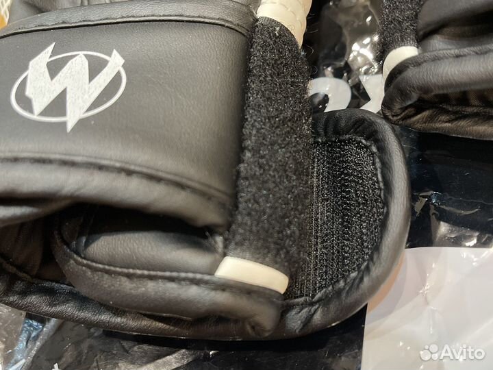 Перчатки для бокса новые Боксерские перчатки