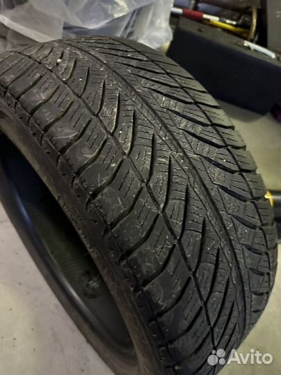 Goodyear UltraGrip 8 Performance 245/45 R18 100V