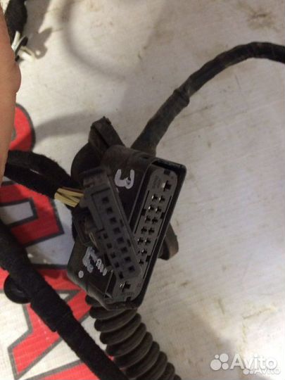 Проводка двери задняя левая Volkswagen Jetta