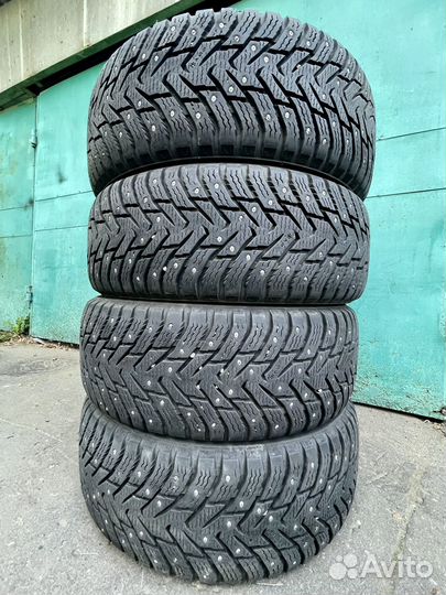 Nokian Tyres Hakkapeliitta 8 SUV 215/65 R16 102T