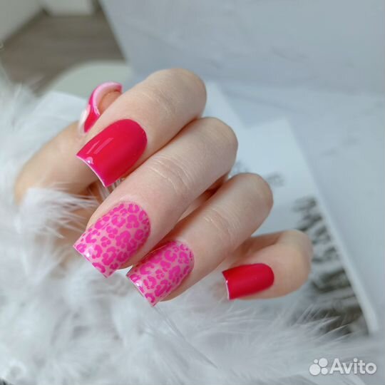 Маникюр, наращивание ногтей