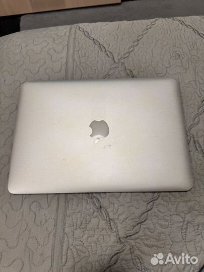 Apple MacBook Air 13 2015 i5/8/128gb в хор.сост