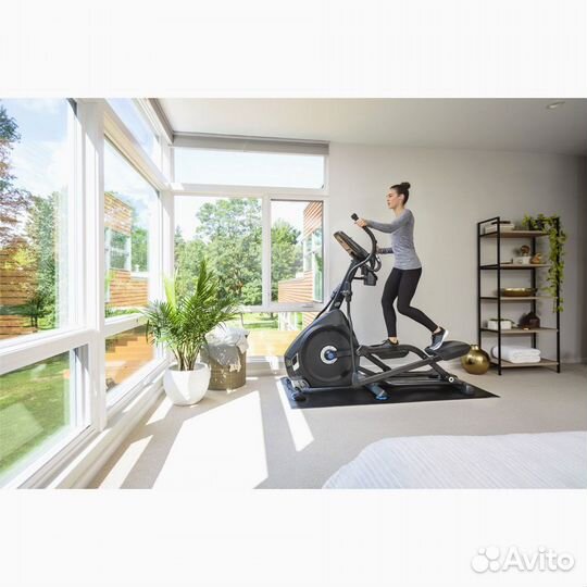 Эллиптический тренажер Nautilus E626