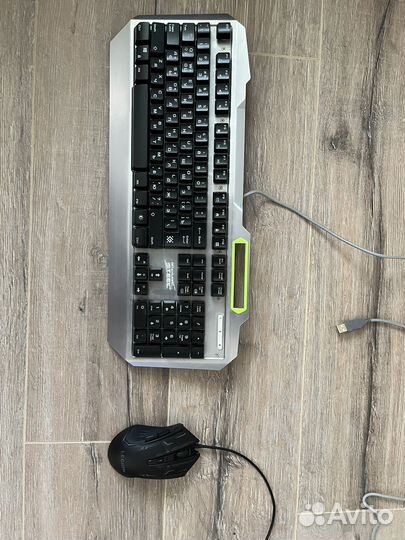 Игровая клавиатура и мышь