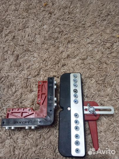 Кондуктор для оконной фурнитуры