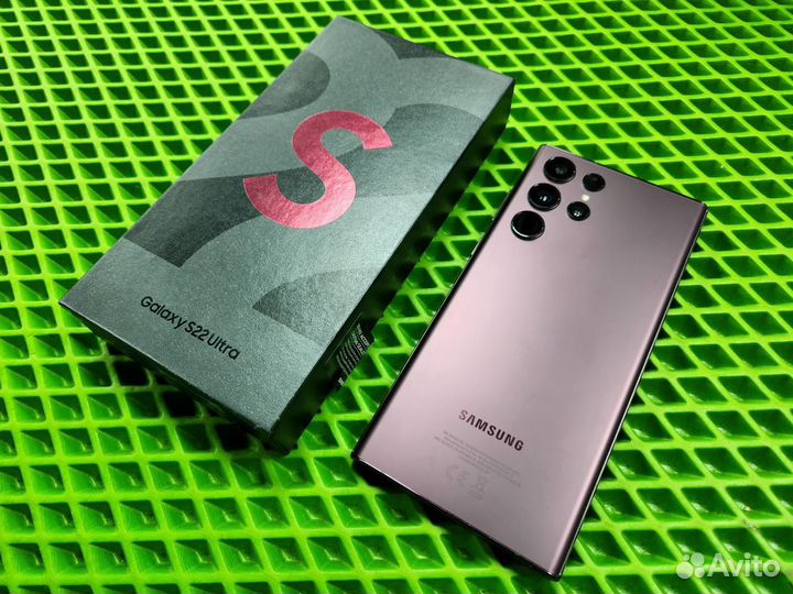 Samsung Galaxy S22 Ultra (Snapdragon 8 Gen1), 12/256 ГБ