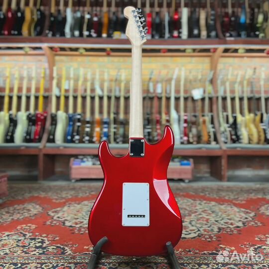 Электрогитара DeMarco dmst Stratocaster HSS Red