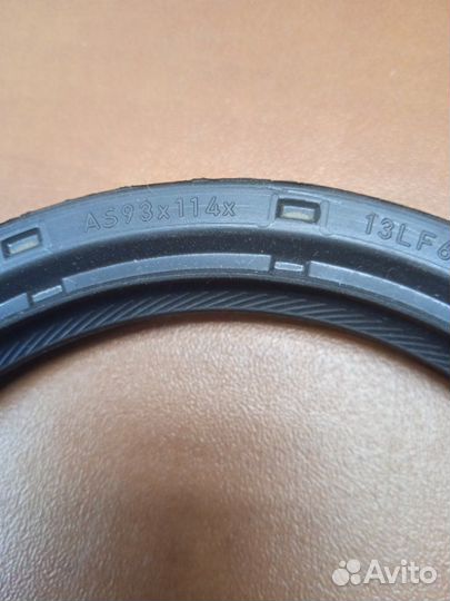 Сальник Коленвала 93 X114 X13 задний Mercedes-Benz