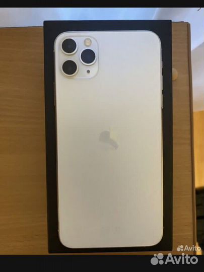 iPhone 11 Pro Max, 64 ГБ
