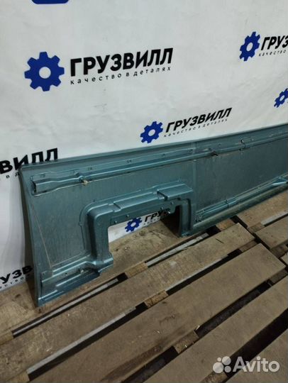 Спойлер кабины правый Volvo FH4 84286973