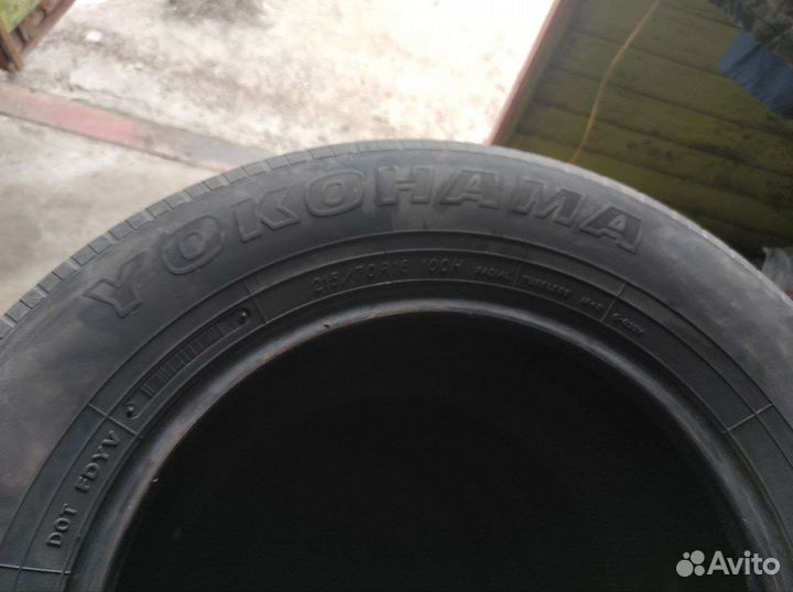 Yokohama Geolandar G033 215/70 R16