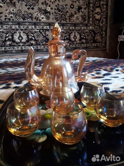 Изящный графин+ 6 стопок