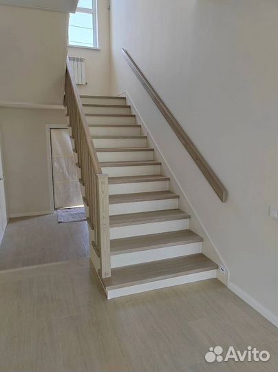 Лестница для офиса