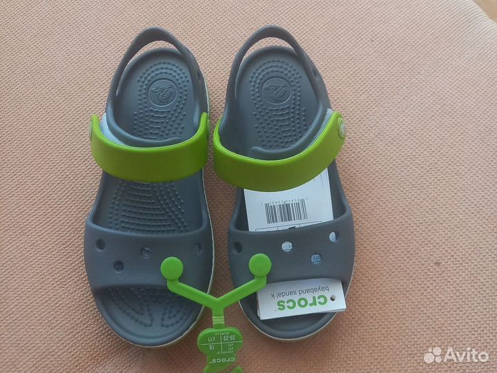 Crocs босоножки детские 28 размер