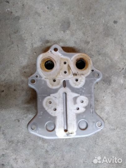 Радиатор масляный VW Audi Skoda Seat 03C117021J