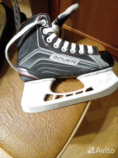 Коньки детские хоккейные bauer vapor X200