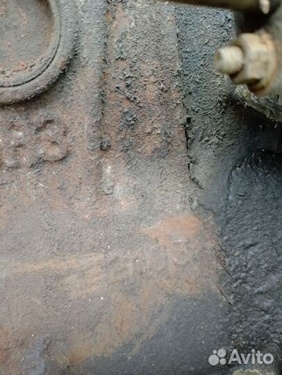 Двигатель 2103