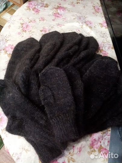 Варежки и носки из собачьего пуха