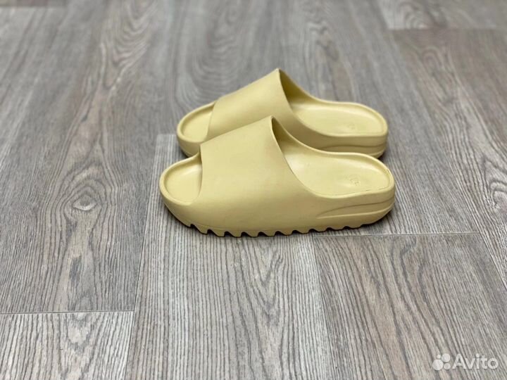 Сланцы Adidas Yeezy Slide Desert Sand (36-45)