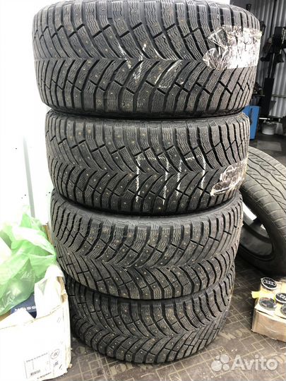 Michelin X-Ice North 4 245/40 R18 97Z