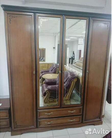 Шкаф комбинированный 