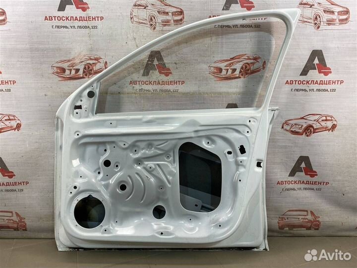 Дверь передняя правая Skoda Rapid (2012-2020)