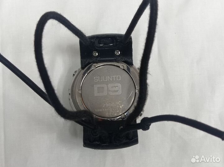 Компьютер для дайвинга suunto D9