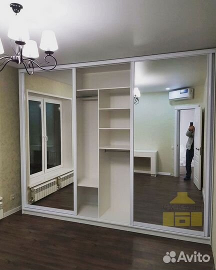 Черный шкаф