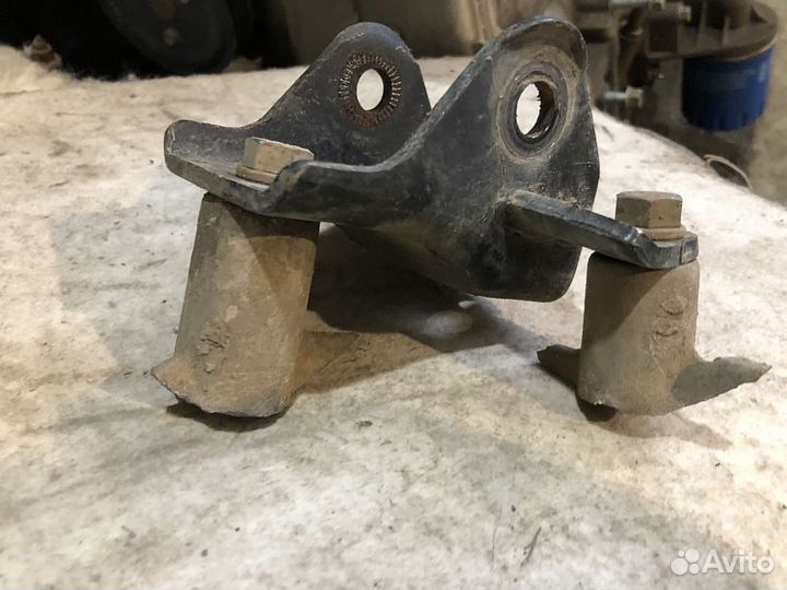 МКПП Hyundai IX35 2.0 G4KD 2WD дефект креплений ко