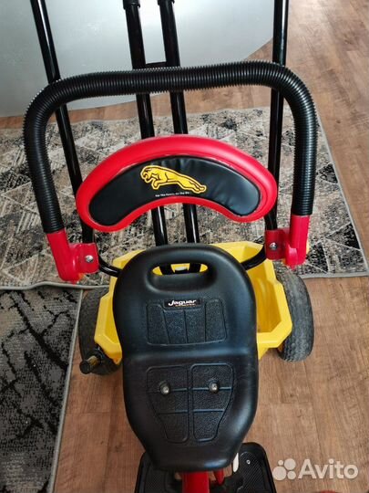 Детский велосипед с ручкой